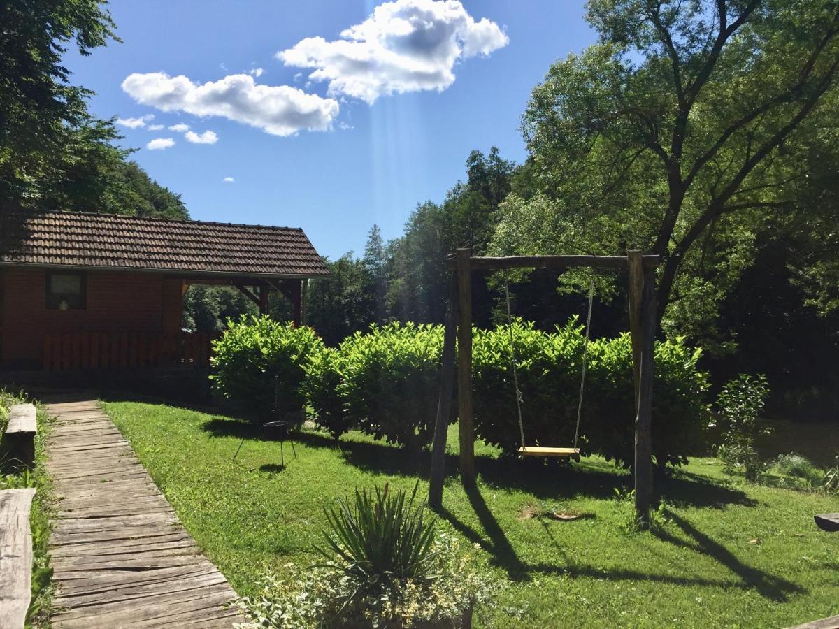 Holiday Home Radocaj Слуни Екстериор снимка