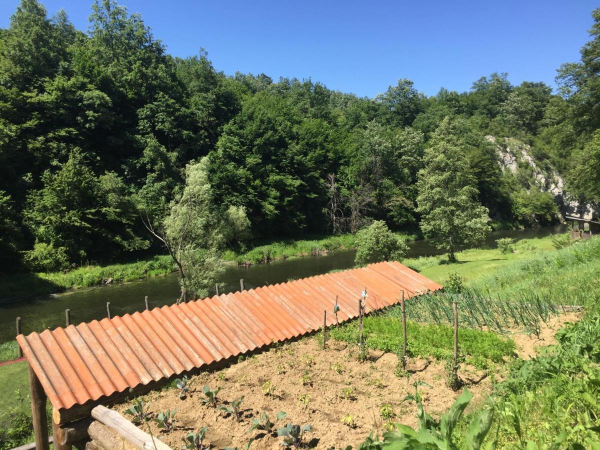Holiday Home Radocaj Слуни Екстериор снимка