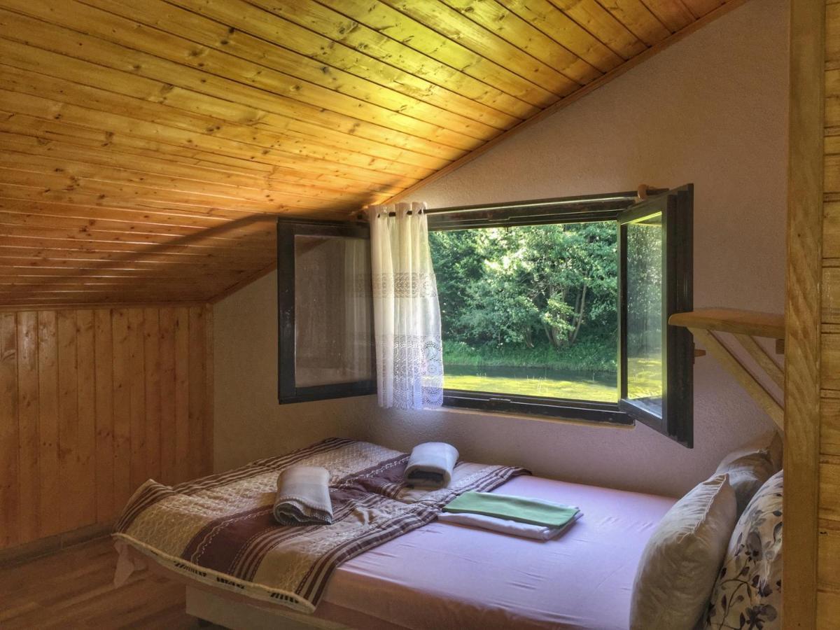 Holiday Home Radocaj Слуни Екстериор снимка