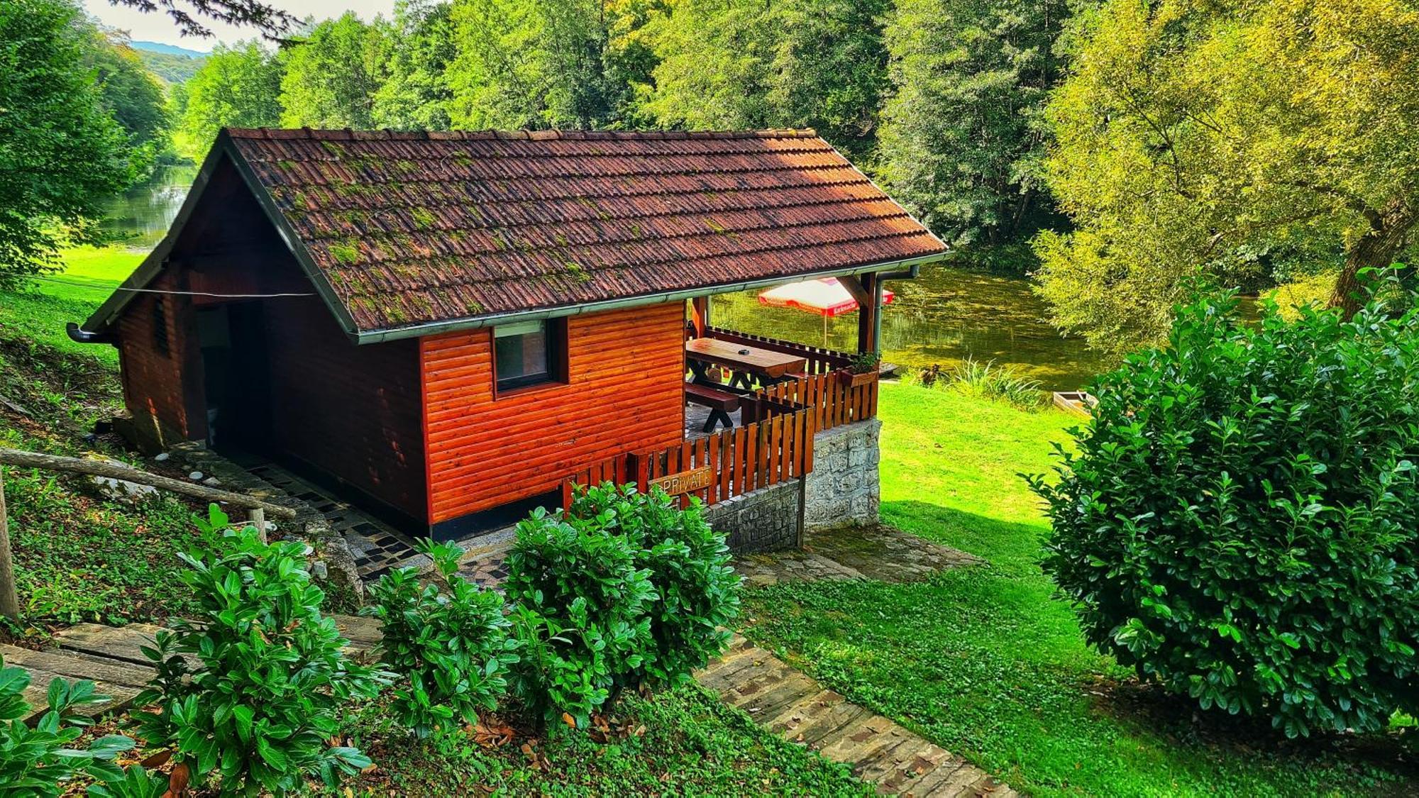 Holiday Home Radocaj Слуни Екстериор снимка