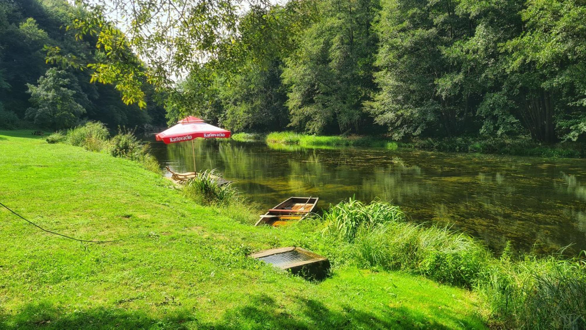Holiday Home Radocaj Слуни Екстериор снимка