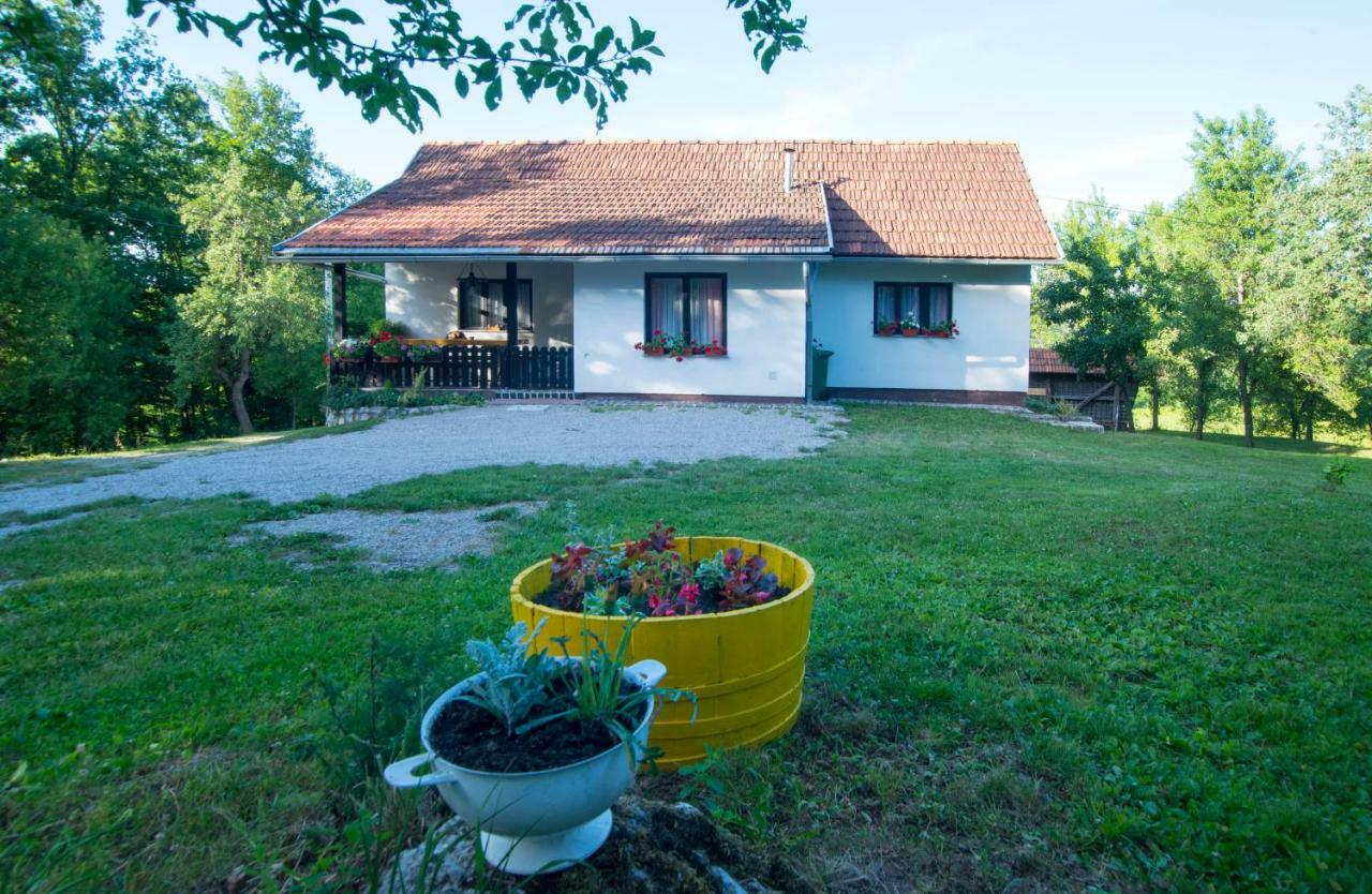 Holiday Home Radocaj Слуни Екстериор снимка