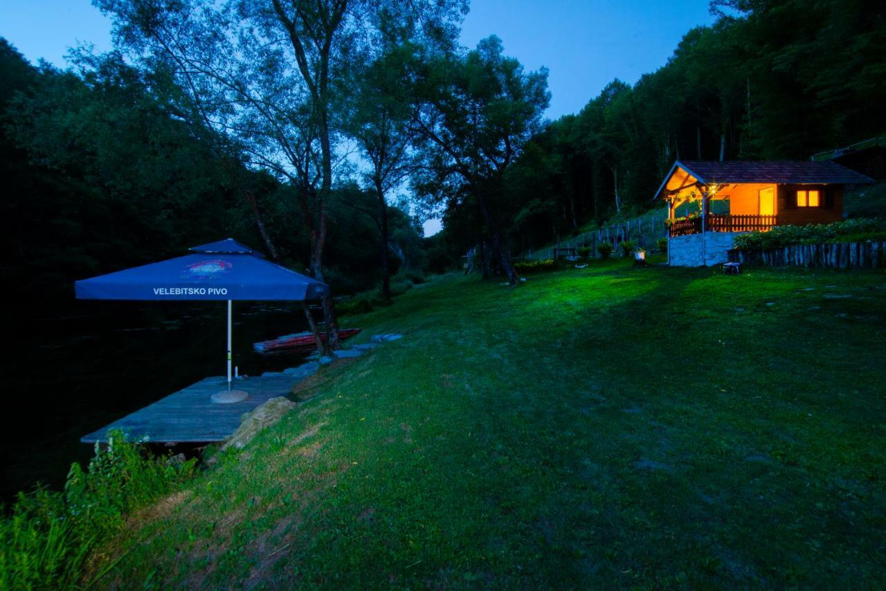 Holiday Home Radocaj Слуни Екстериор снимка